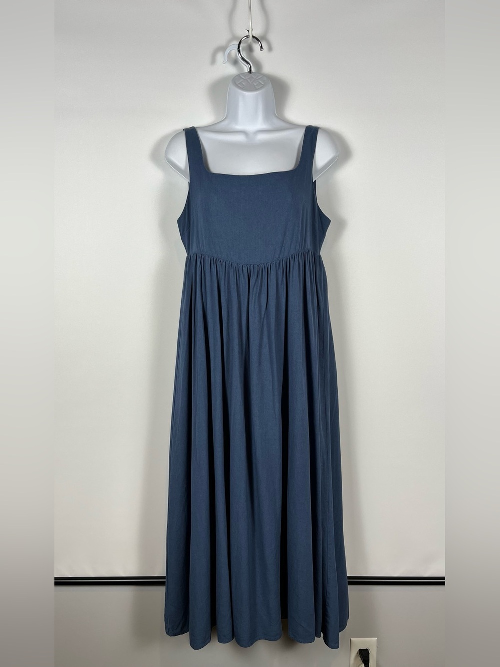 Neuflora Women's Blue Square-Neck Midi Dress with Gathered Skirt Size Medium